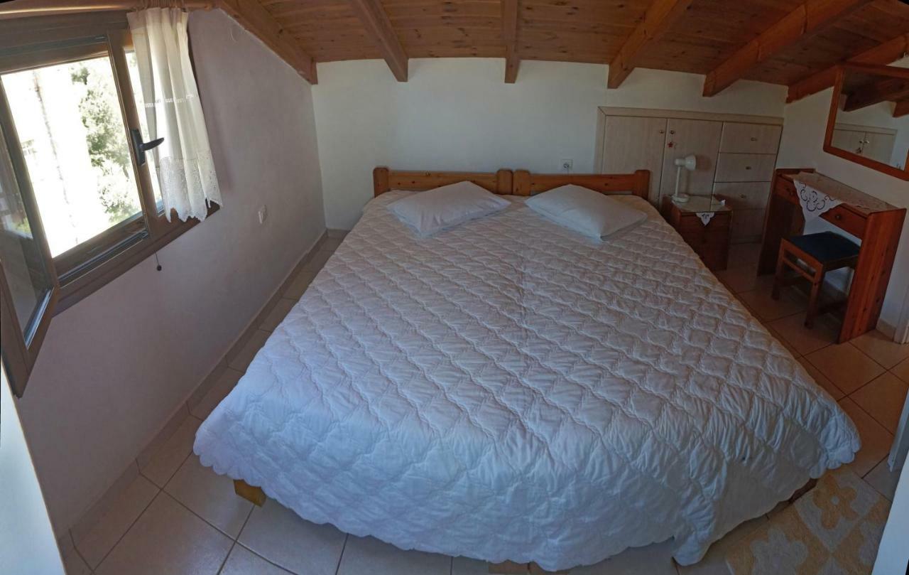 Stella Rooms Kardamyli Exterior photo