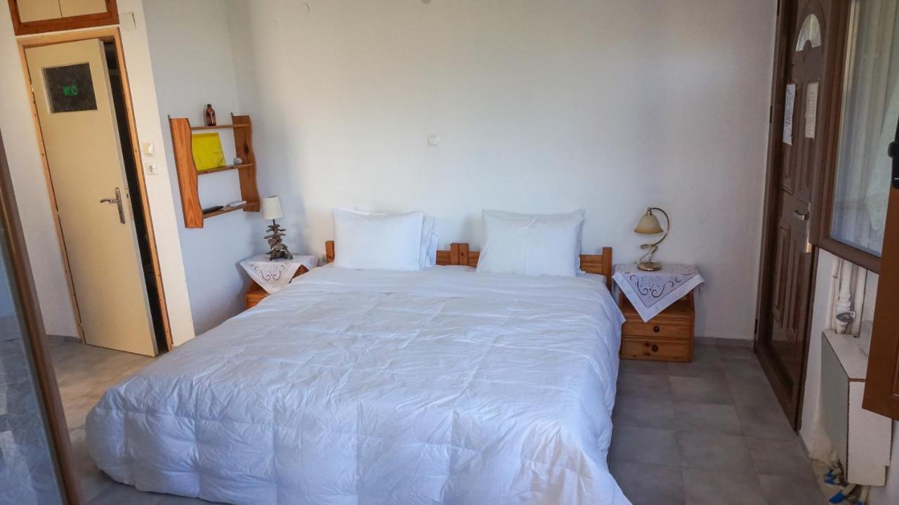 Stella Rooms Kardamyli Exterior photo